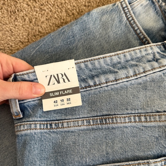 Zara Slim Flare Jeans - Picture 2 of 2